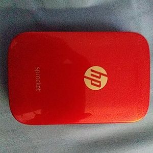 Hp sprocket pocket printer with 2 packs of film